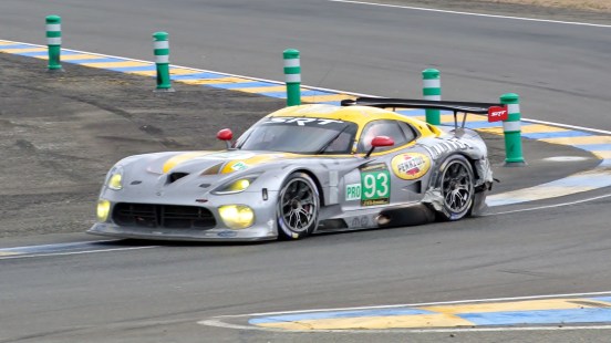 2013_SRT_Viper_GTR-R