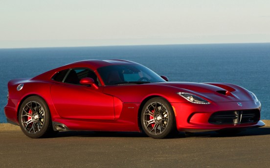 2013-SRT-Viper-front-side-view-in-red